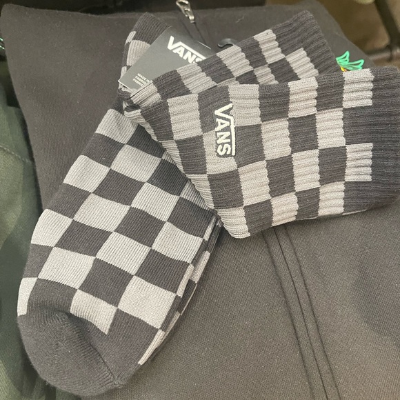 Vans Checkerboard Pewter / Black Crew Socks (1 pair)
 Monochrome Checkered Crew - Picture 10 of 16